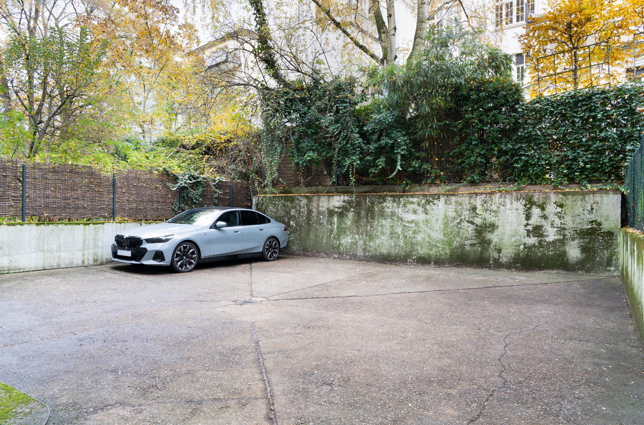 e76f1f1d-c097-466d-a608-17318d52e864